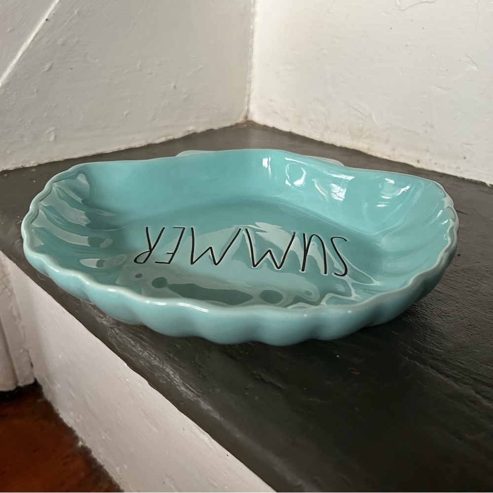 Rae Dunn SUMMER Shell Dish - Picture 5 of 8